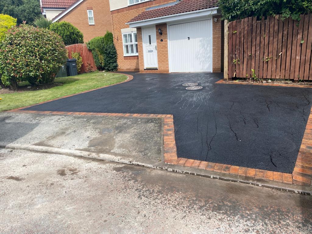 Tarmac Driveways
